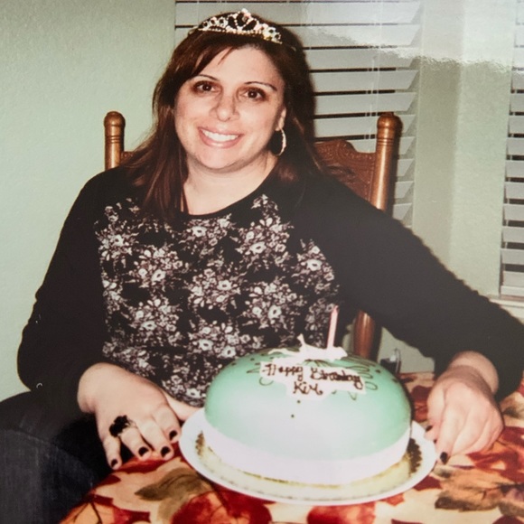 Meet your Posher, Kim - Picture 3 of 3